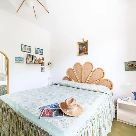 Gli Oleandri Di *